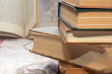 上海这9个区域划为疫情中风险区(上海哪几个区属于中风险区)