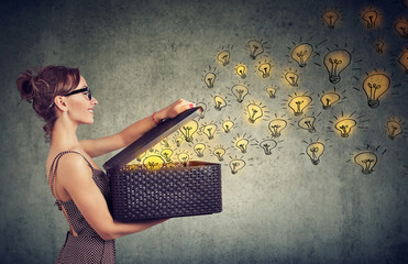 【31省份新增确诊15例,31省份新增确诊病例33例】